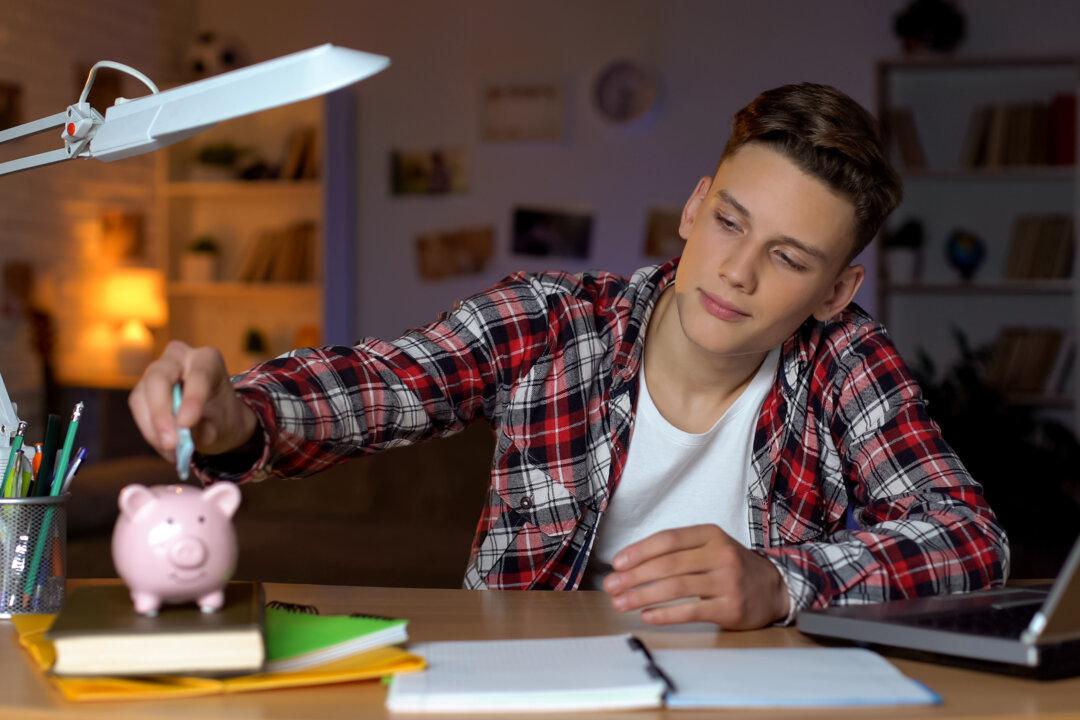 The Joys of Raising Financially Confident Teens