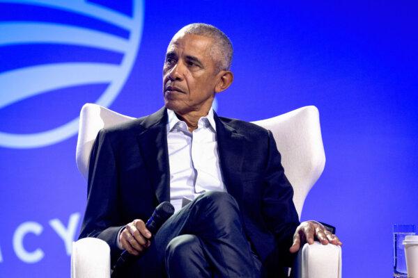 Obama Says Aliens Exist but Are Not Kept in Area 51