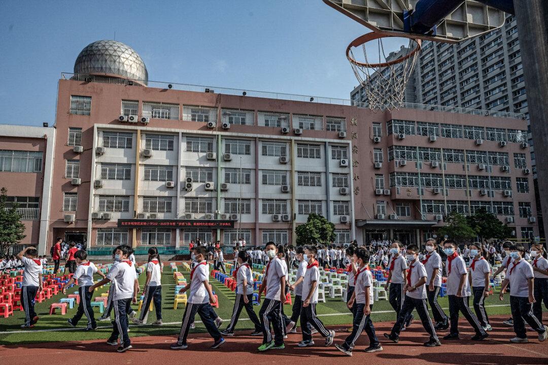 China Achieved Top Education Rankings by Cherry-Picking Students: Report