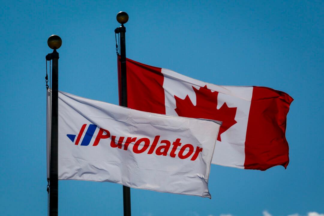 Purolator, UPS Pause Shipments From Couriers Amid Backlog