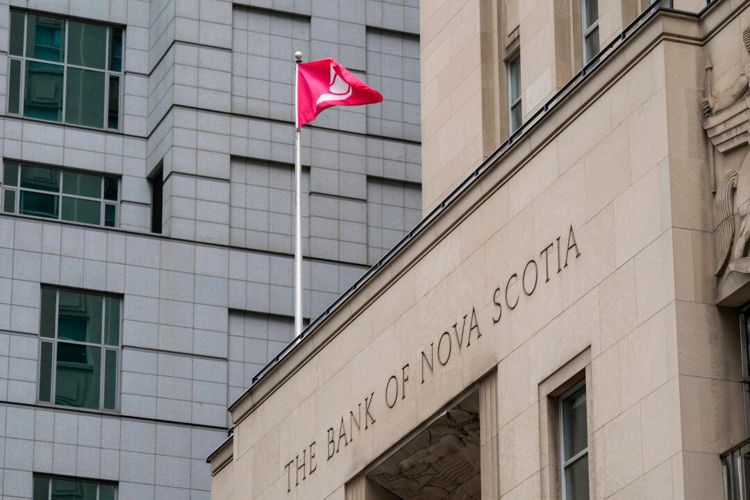 Russian Living in BC Claims Scotiabank Wrongfully Withholding Funds Over Sanctions