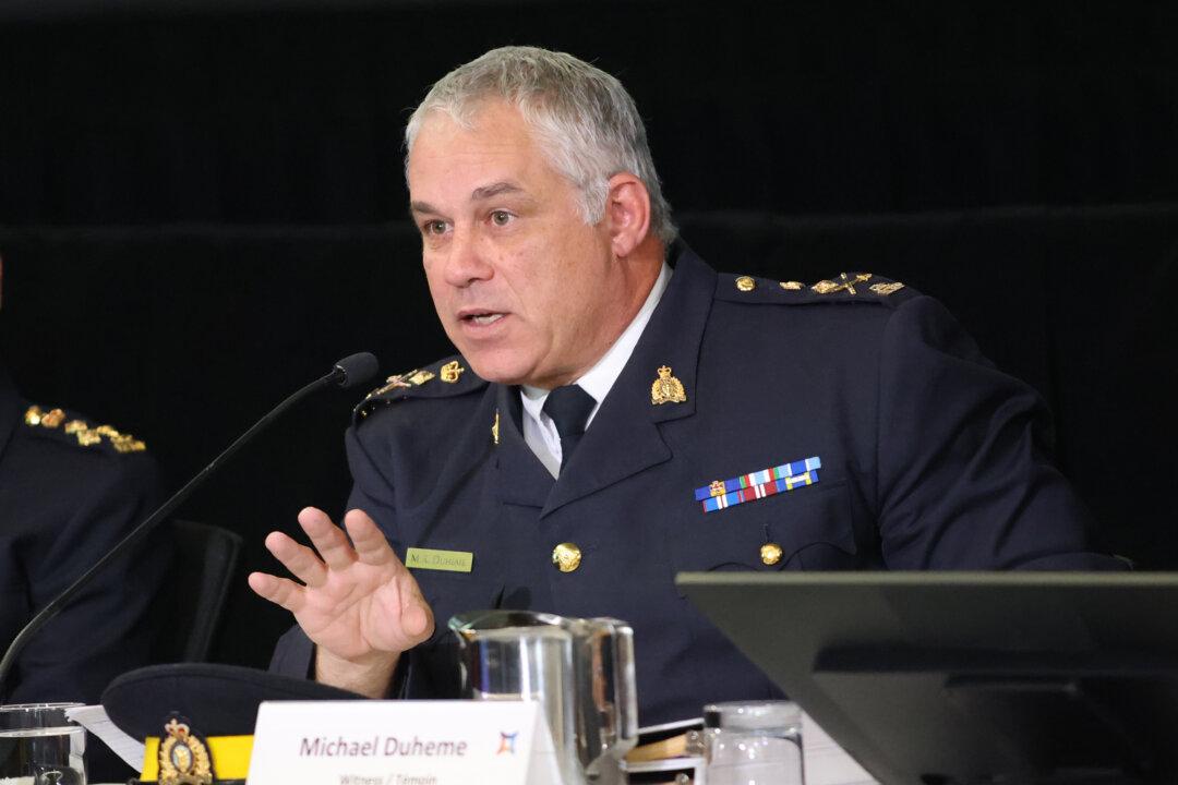 Canada Not a Significant Source of Fentanyl Flowing Into US, CBSA Says