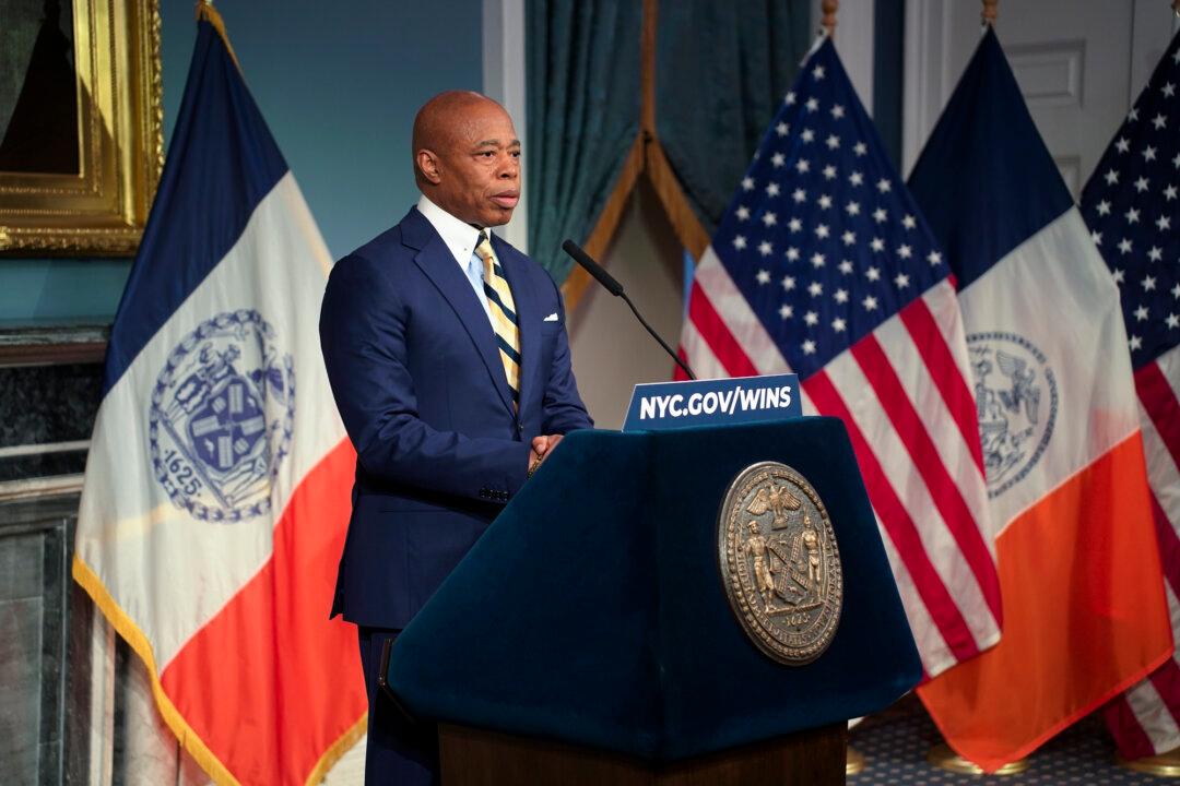 NYC Mayor Meets With Incoming Border Chief Homan Over Shared Enforcement Goals