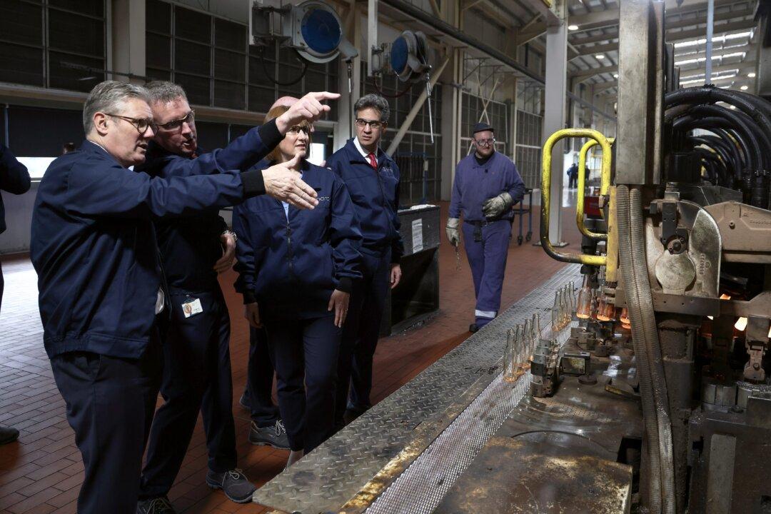 Manufacturing Faces Steepest Drop in Business Confidence Since 2020: Survey