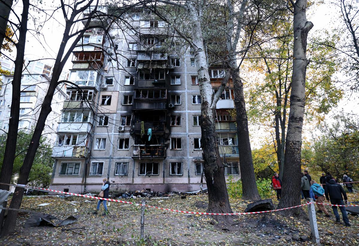 China Signals Continued Support for Russian War Efforts Following EU Sanctions