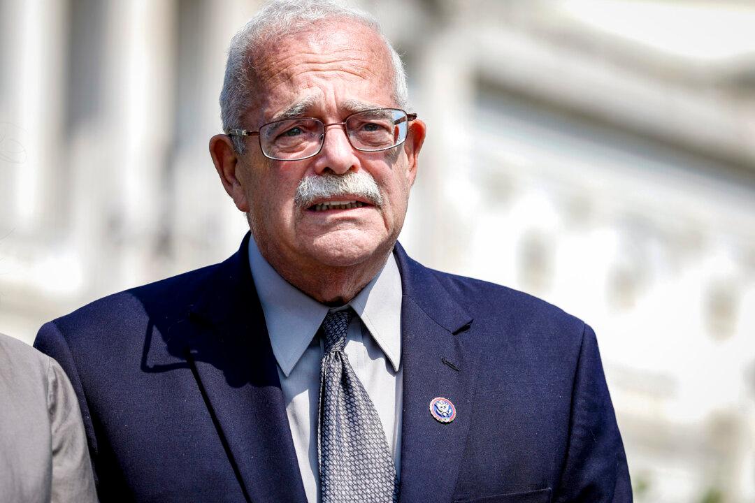 Rep. Connolly Won’t Seek Reelection, Will Step Down from Top Oversight Role