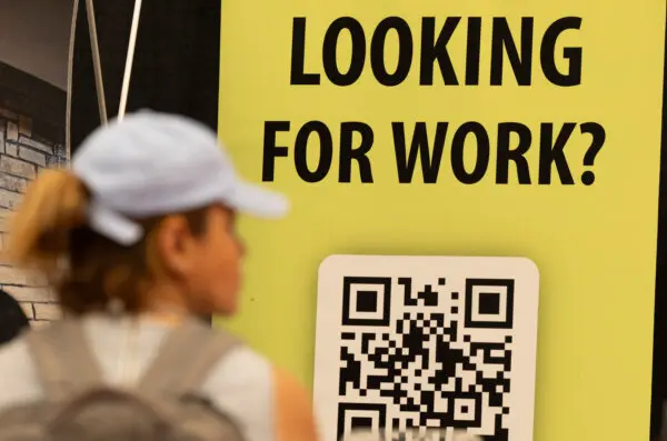 1 in 3 Canadians Plan to Find a New Job in 2026: Survey