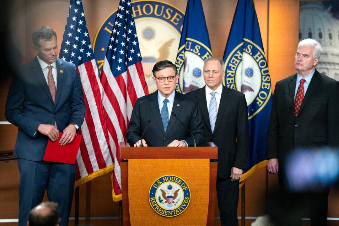 Congress Unveils Short-Term Funding Bill to Avoid End-of-Year Government Shutdown