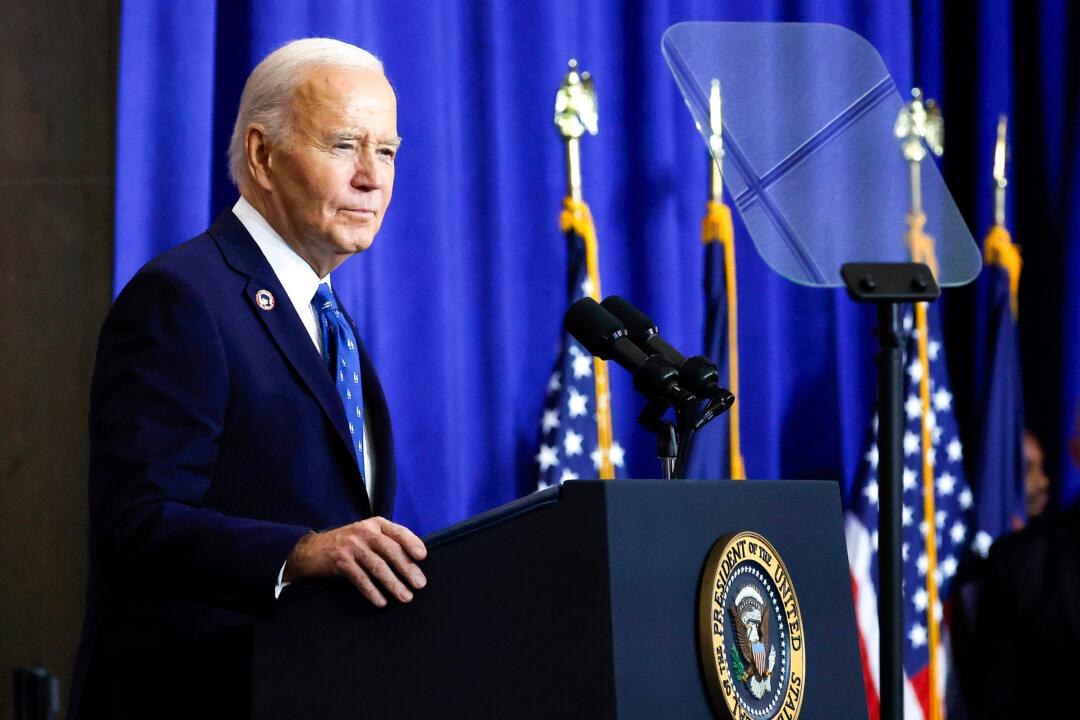 Biden Expresses Support for Congressional Stock Trading Ban