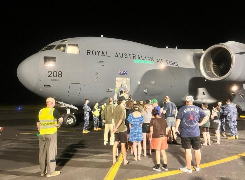 148 Australians Return Home From Quake-Stricken Vanuatu