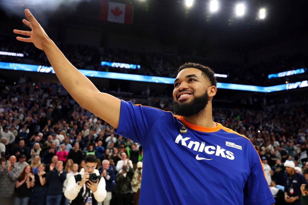 Karl-Anthony Towns Dominates Against Former Team in Return to Minnesota