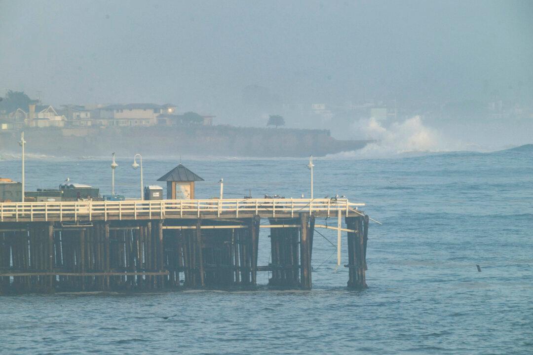3 Fall Into Ocean as California Pier Partially Collapses in High Surf