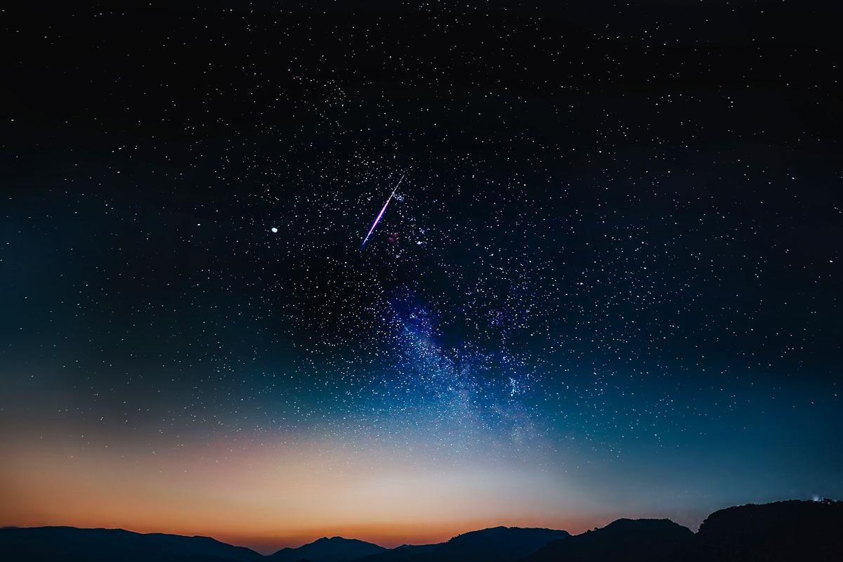 New Year’s Mysterious Meteor Shower—Here’s How Astronomers Explain Its Sudden Arrival