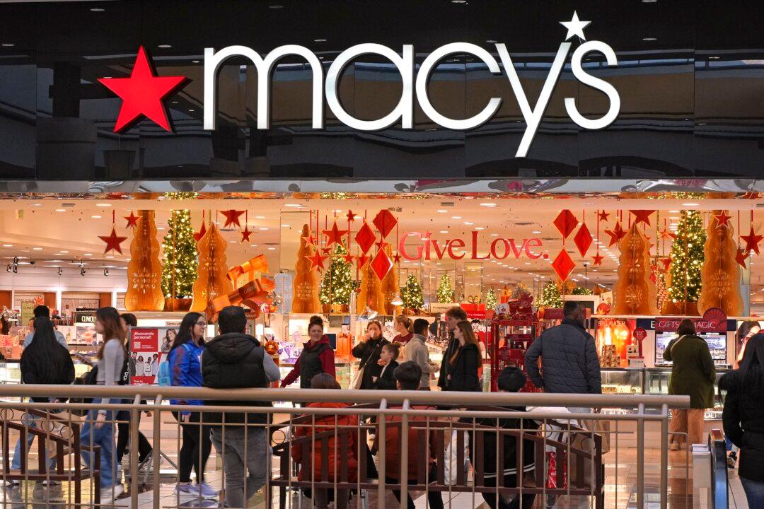 Macy’s and Kohl’s Announce Closures of 93 Stores in Total