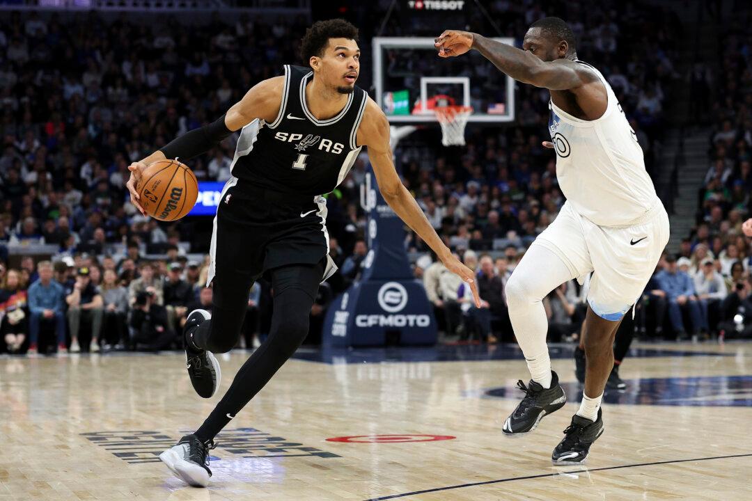 Spurs Have a Big Edge Against the Pacers in Paris