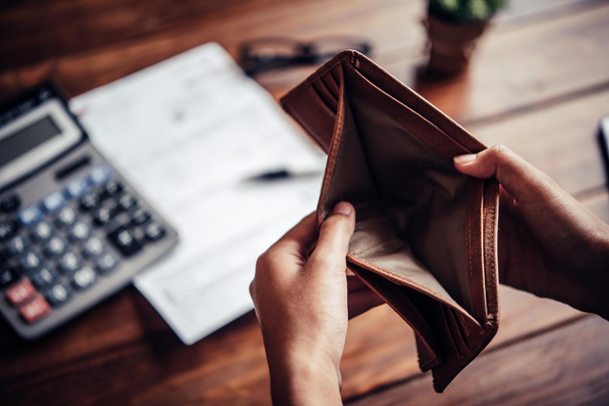 Should Central Banks Accommodate Increases in Demand for Money?