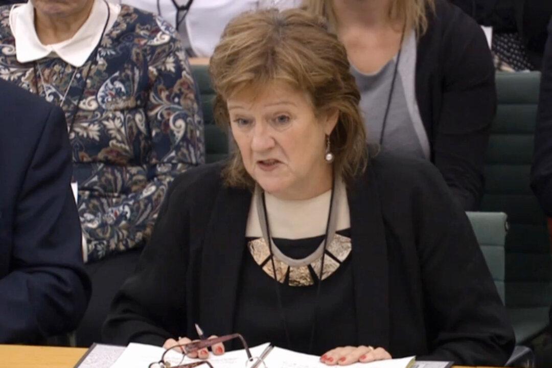 Child Abuse Inquiry Chair Urges Action Instead of More Inquiries as Grooming Gangs Debate Intensifies