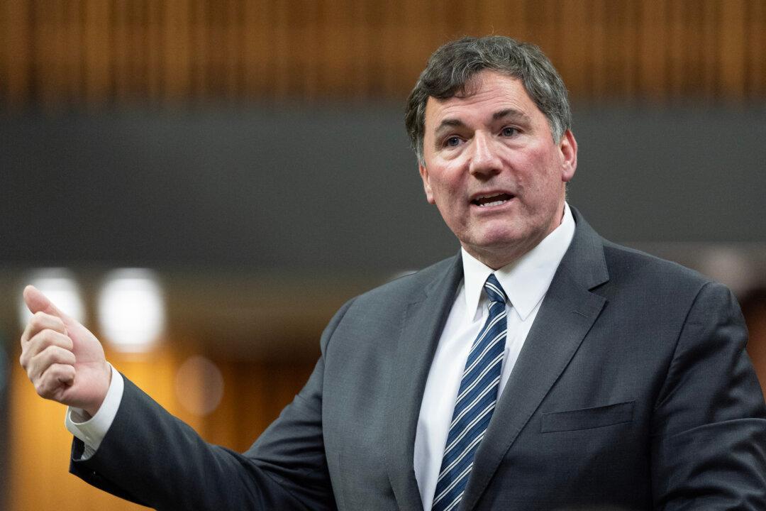 Finance Minister LeBlanc Says He Won’t Run for Liberal Leadership