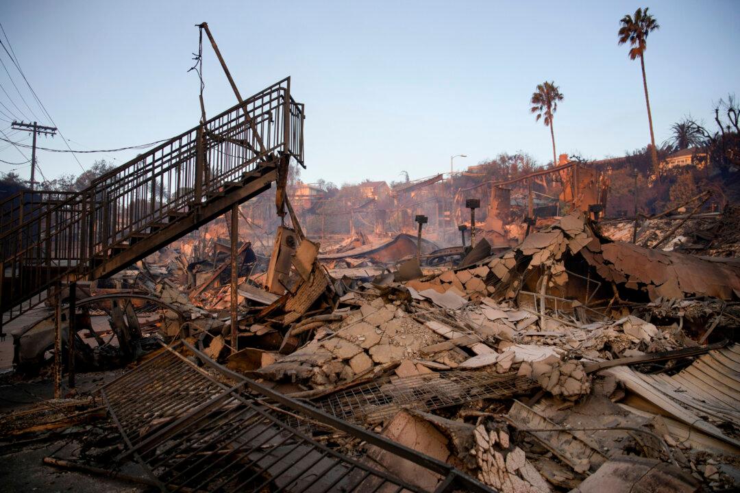 Milo Ventimiglia, Mel Gibson, Miles Teller Among Stars Who’ve Lost Homes in Los Angeles Fires
