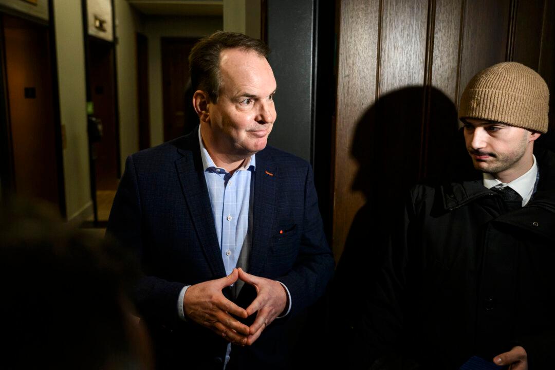 MacKinnon Won’t Join Liberal Leadership Race, Cites Lack of Time to Mount Campaign