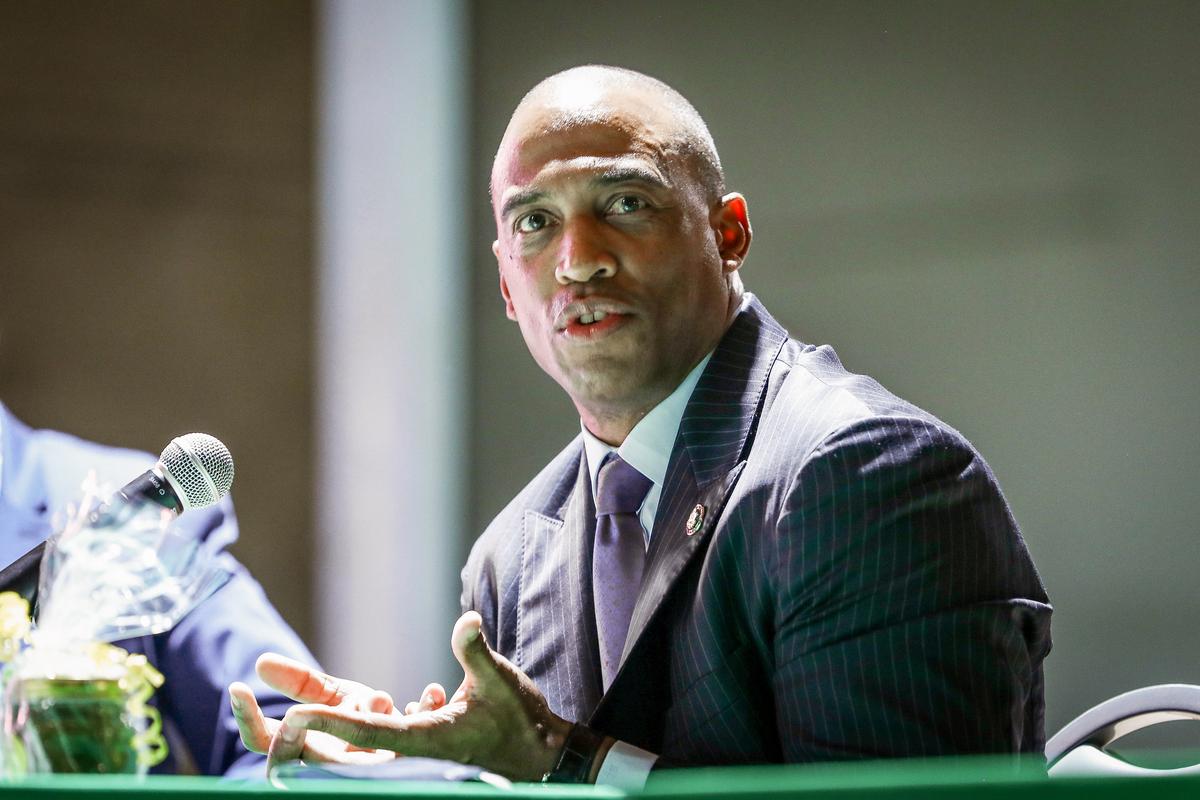 Senate Panel Advances Turner as HUD Secretary Nominee