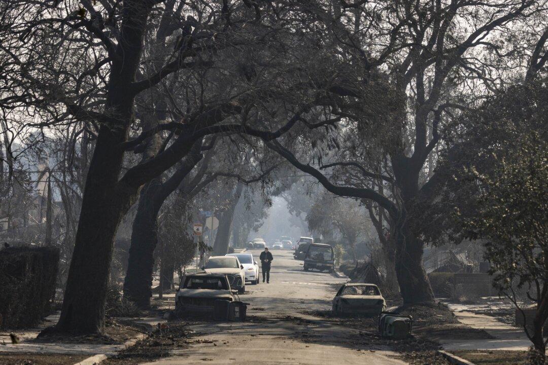 Speaker Johnson Says Congress Should Impose Conditions on California Wildfire Aid