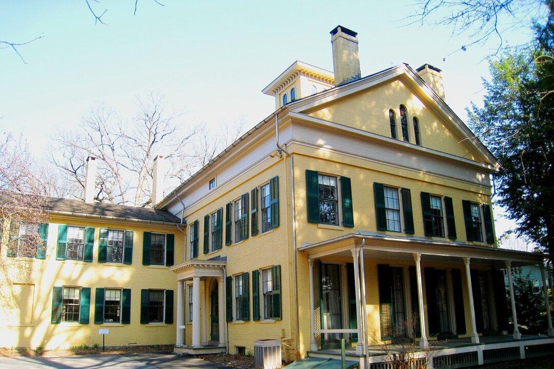 Ex Libris: Emily Dickinson