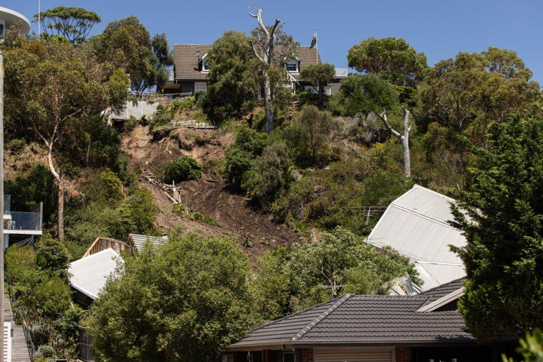 11 Homes Rendered ‘Uninhabitable’ After Landslide in Mornington Peninsula