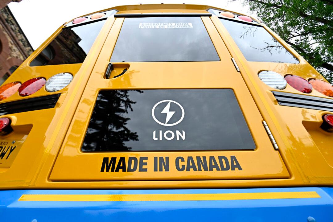 Lion Electric’s Customers Worried About What Comes Next Amid Company’s Struggles