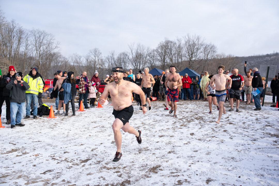 6th Annual Port Jervis Polar Plunge Supports Local Water Rescue Team