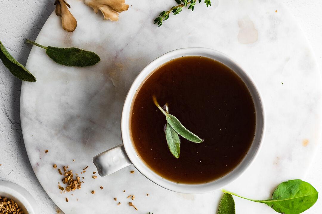 Herbal Chicken and Mushroom Sipping Broth