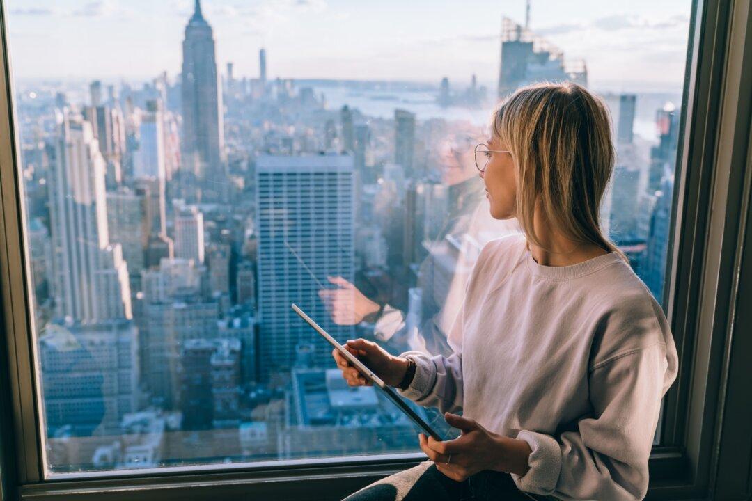 NY Will Raise Minimum Wage and Rate of Business Exodus