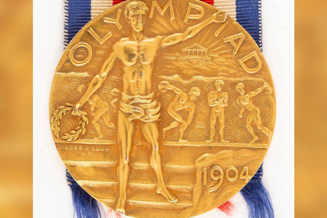 Rare Gold Medal From 1904 St. Louis Olympics Is up for Auction