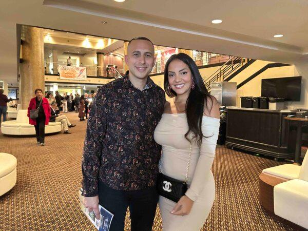 Gabriella Russi (right) enjoyed Shen Yun’s evening performance at Duke Energy Center for the Arts on Jan. 17, 2025. (Teng Dongyu/The Epoch Times)