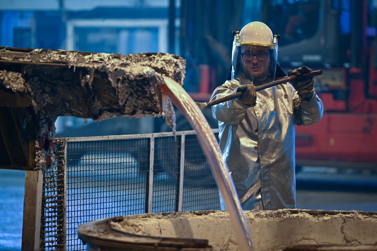 Labor Pledges $2 Billion Credit Scheme to Help Decarbonise Aluminium Industry