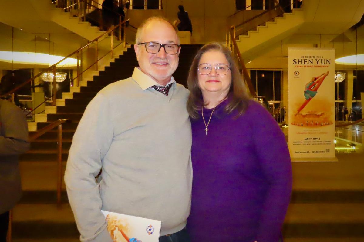 ICU Nurse Says He Could Feel the Healing Power of Shen Yun’s Music