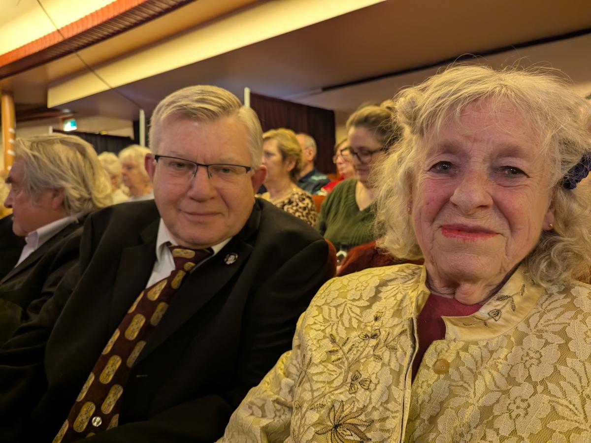 Archeologist Praises Shen Yun Dancers and Singers as ‘Brilliant’