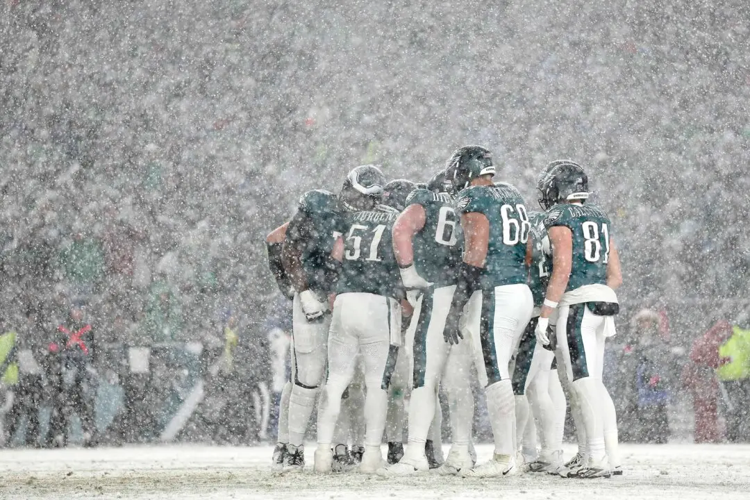 Field Snow From Philadelphia Eagles Playoff Game Sells Out in Just Hours