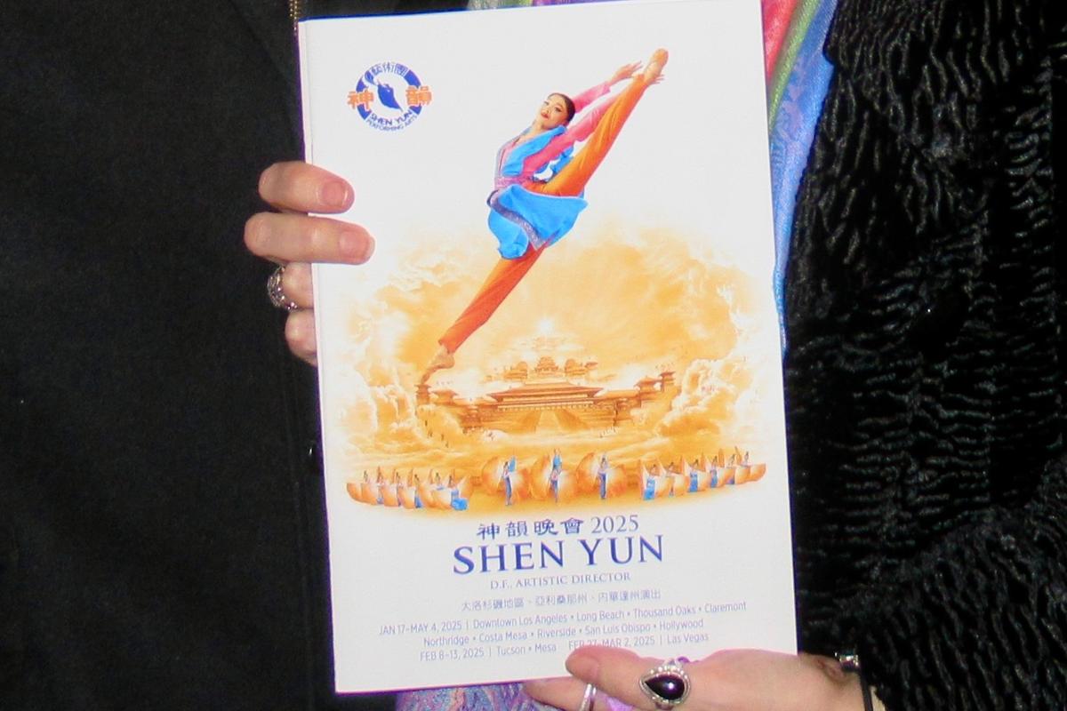 Shen Yun Is ‘Eye-Opening,’ Says McAllen Theatergoer