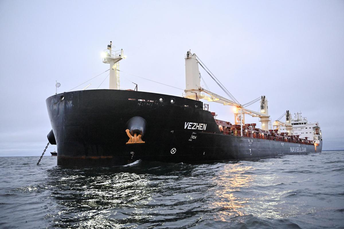 Swedish Authorities Board Ship Seized Over Damage to Baltic Sea Cable