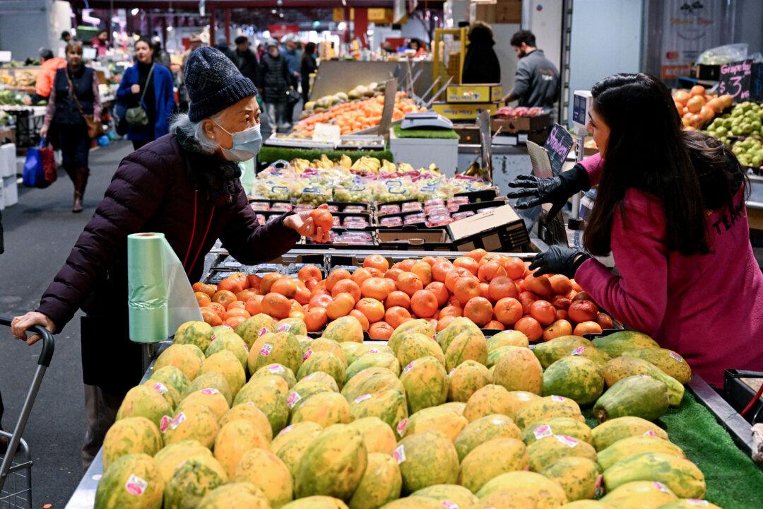 Australian Inflation Eases, Sparking Hopes of an Interest Rate Cut