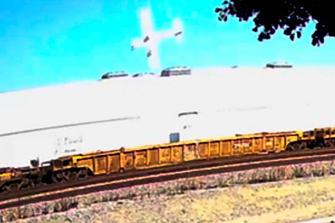 Pilot Made Panicked Attempt to Land Before Crash in Southern California That Killed 2