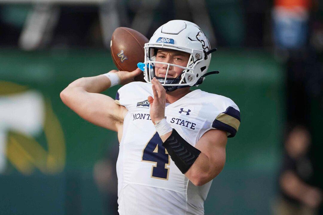 Touchdown Tommy! Montana State’s Mellott Wins Walter Payton Award as Top FCS Offensive Player
