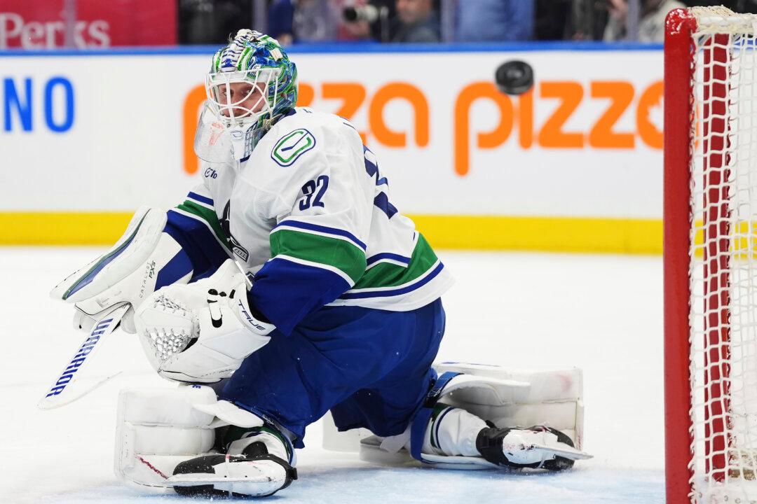 Lankinen Makes 20 Saves and Canucks End Skid With 3–0 Win Over Maple Leafs