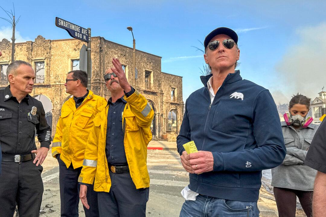 Mixed Opinions from Lawmakers After Newsom Combines Trump and Wildfire Special Sessions