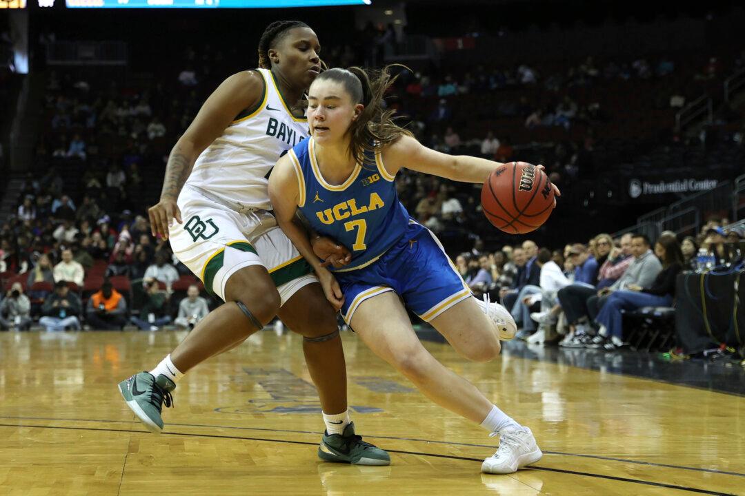 Lauren Betts Lifts No. 1 UCLA to 72–57 Win Over No. 25 Baylor in Coretta Scott King Classic
