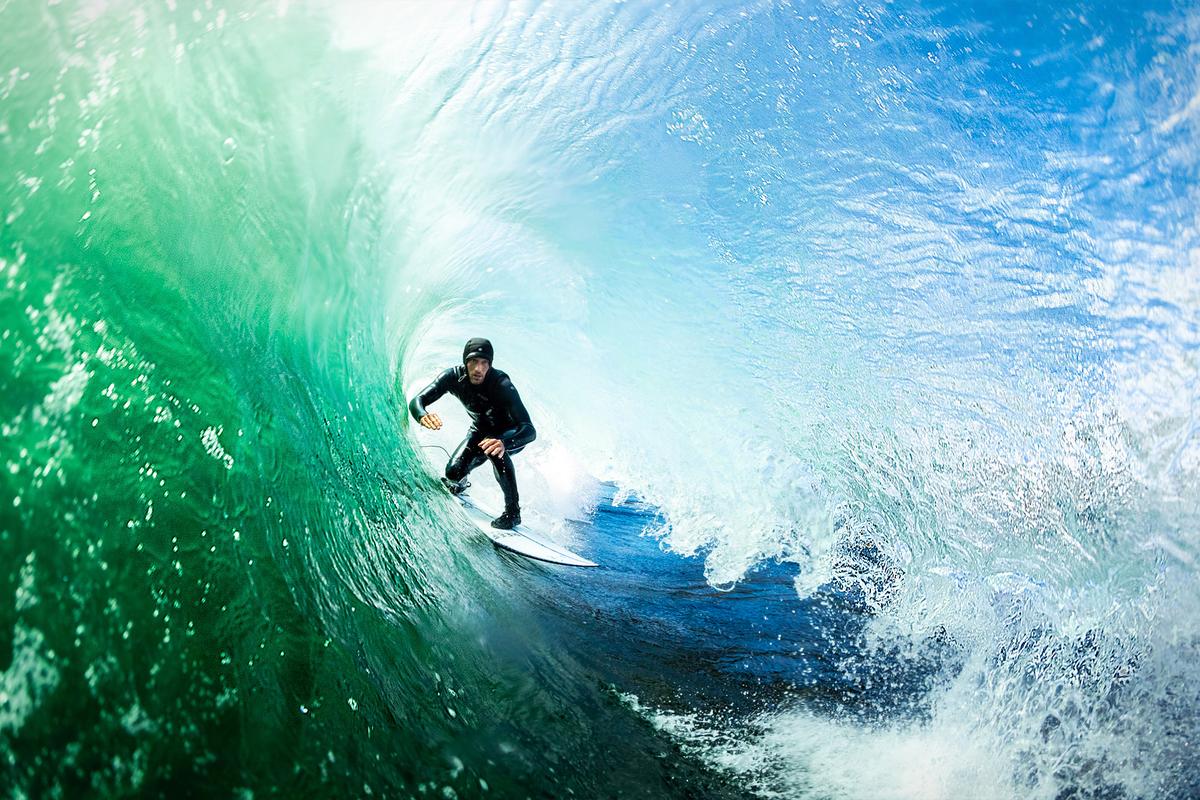BC Surfer Rides Huge Wave That Only Appears Every 5 Years—Here Are the Stunning Photos