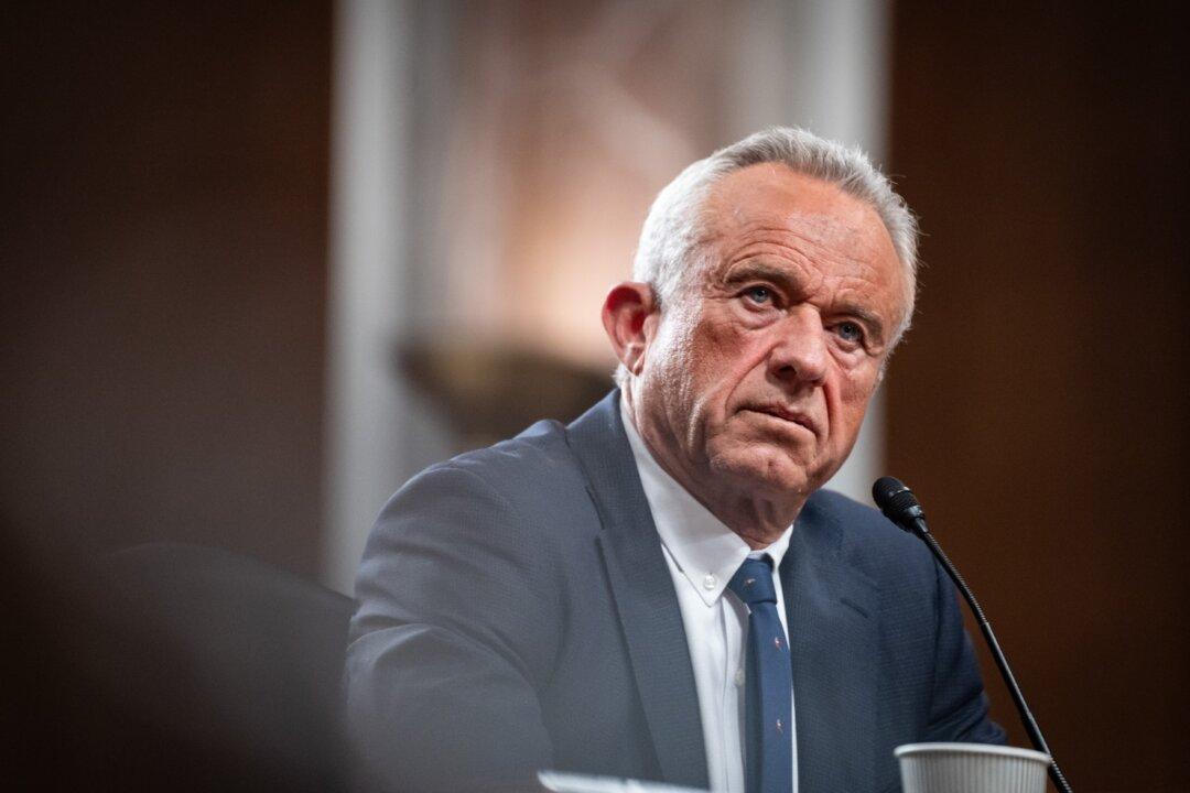 RFK Jr. Says Texas Measles Outbreak ‘Top Priority’ at HHS, Sending Vaccine Doses