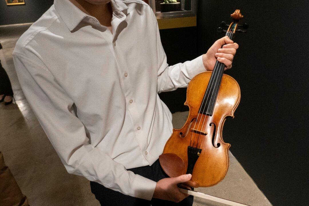 Stradivari Violin Made in 1714 Sells for $11.3 Million at Auction
