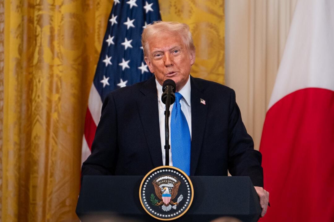 Trump Says He'll Unveil Reciprocal Tariffs on Other Countries Next Week